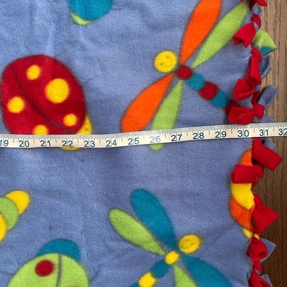 Fleece Tie Knot Kids Throw Blanket Nap Pad Reversible New Homemade 31”x‎ 53” - Picture 2 of 4